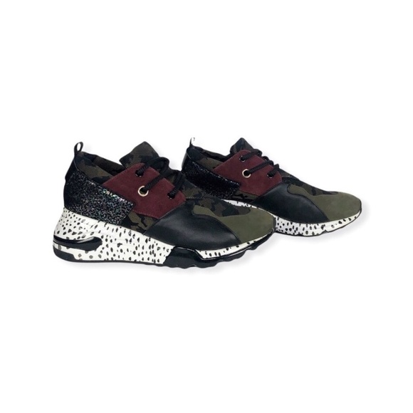 Steve Madden Women’s Cliff Sneakers Camouflage Olive Green Black 9.5 - Picture 2 of 7